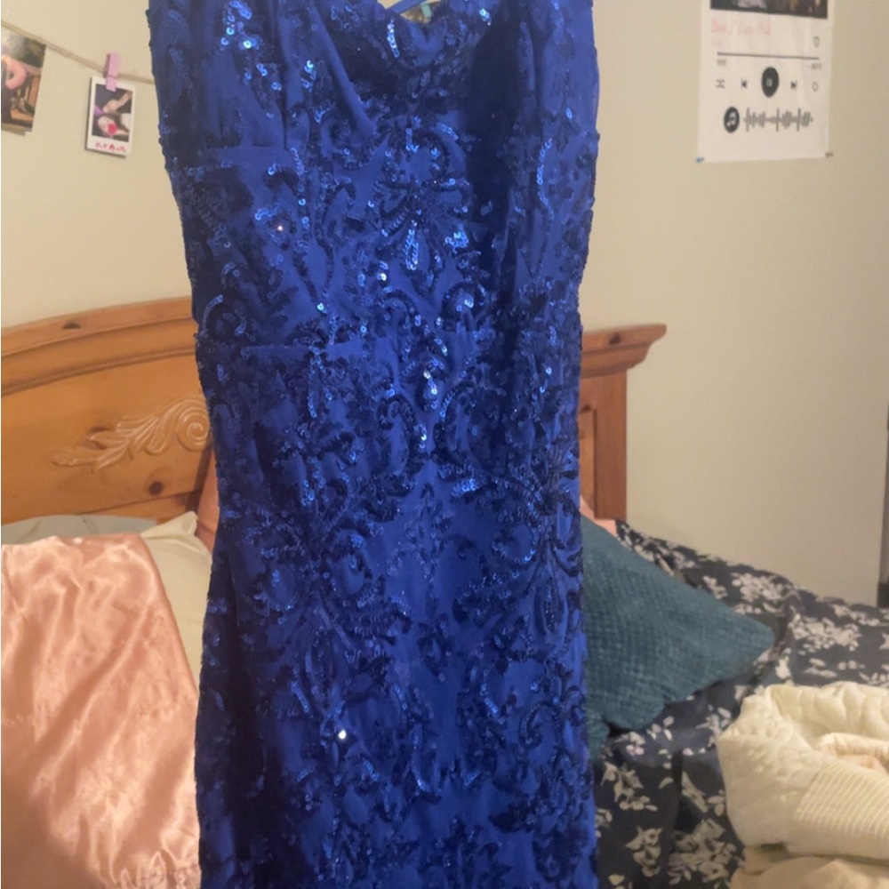 Elegant Blue Sequin Dress